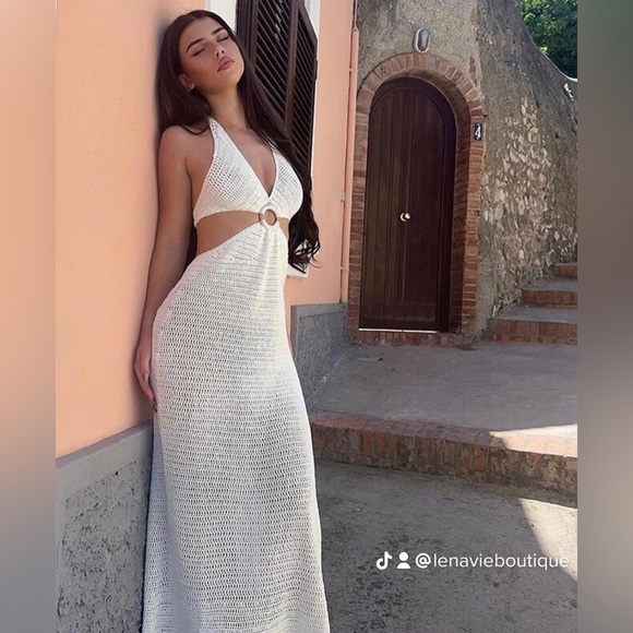 Lena Vie Knitted Maxi Coverup Dress In White With Cut Out Details & Low Back - Picture 5 of 14